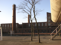 901050 Gezicht op enkele gebouwen op het terrein van het University College (Prins Hendriklaan 105) te Utrecht, met ...